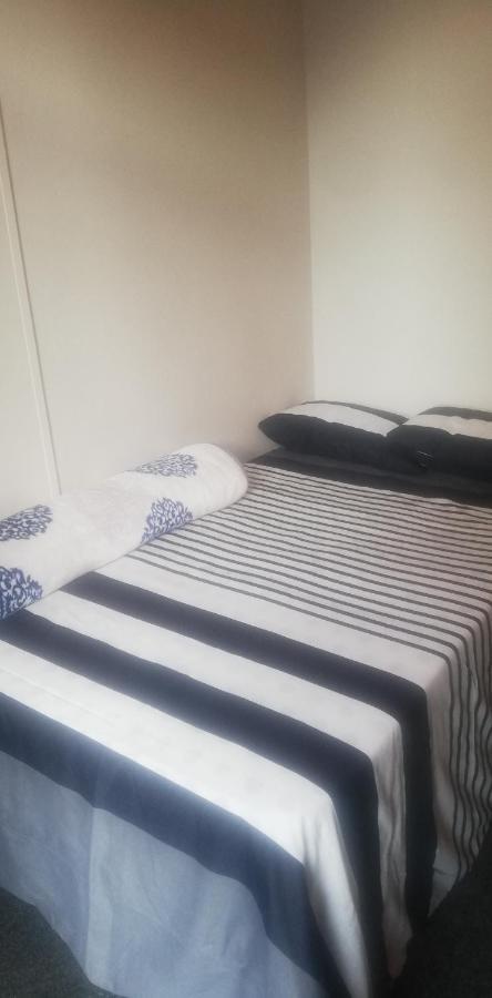 Just A Room Pretoria-Noord 外观 照片