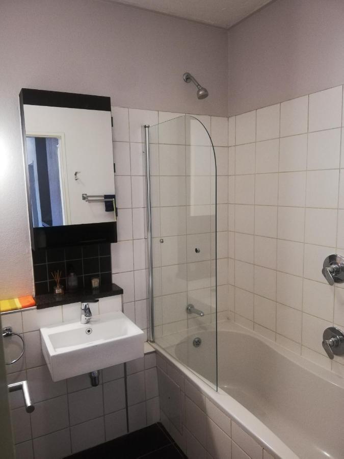 Just A Room Pretoria-Noord 外观 照片