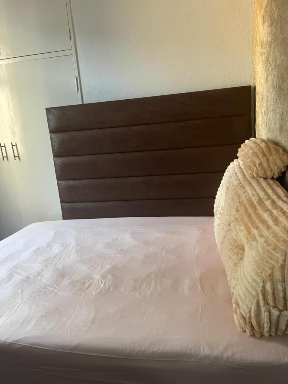 Just A Room Pretoria-Noord 外观 照片